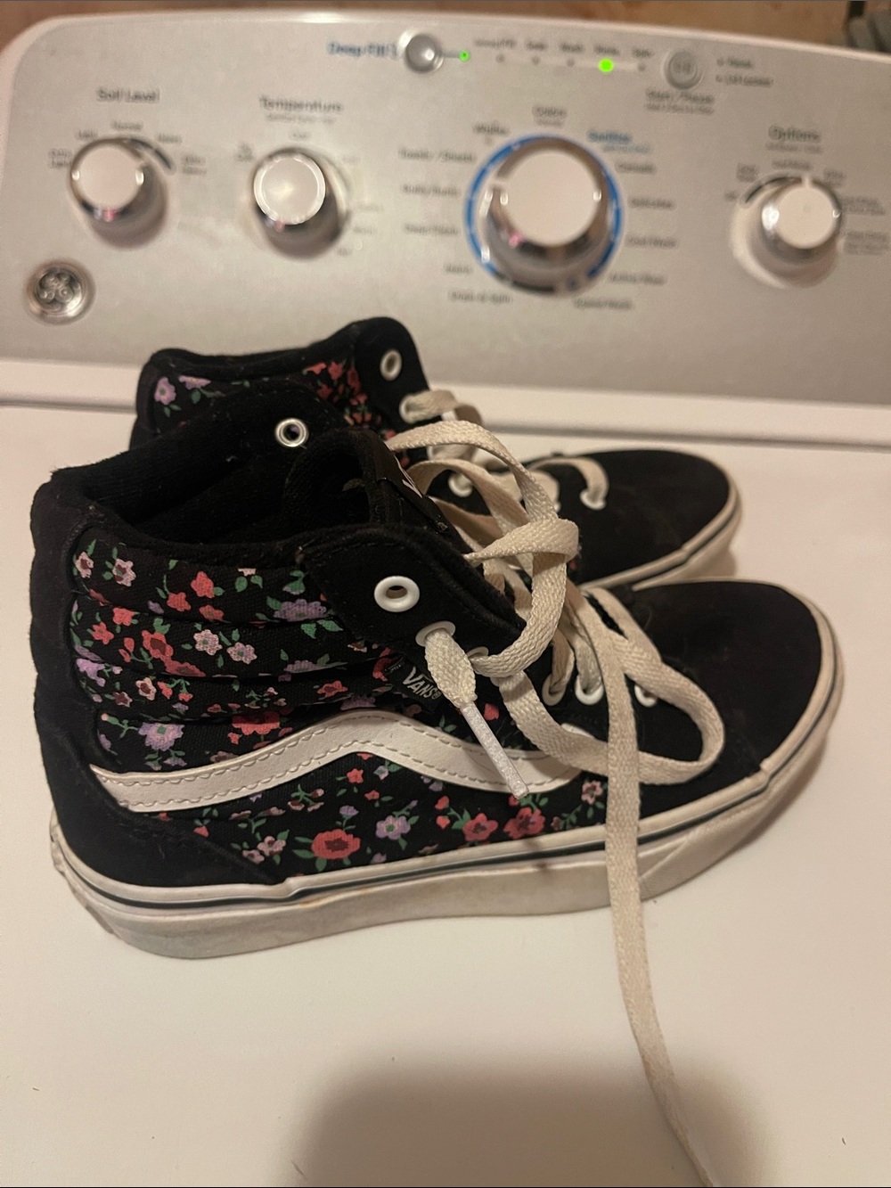 Vans Kids Black High-Top Sneakers with Pink & Purple Floral Print